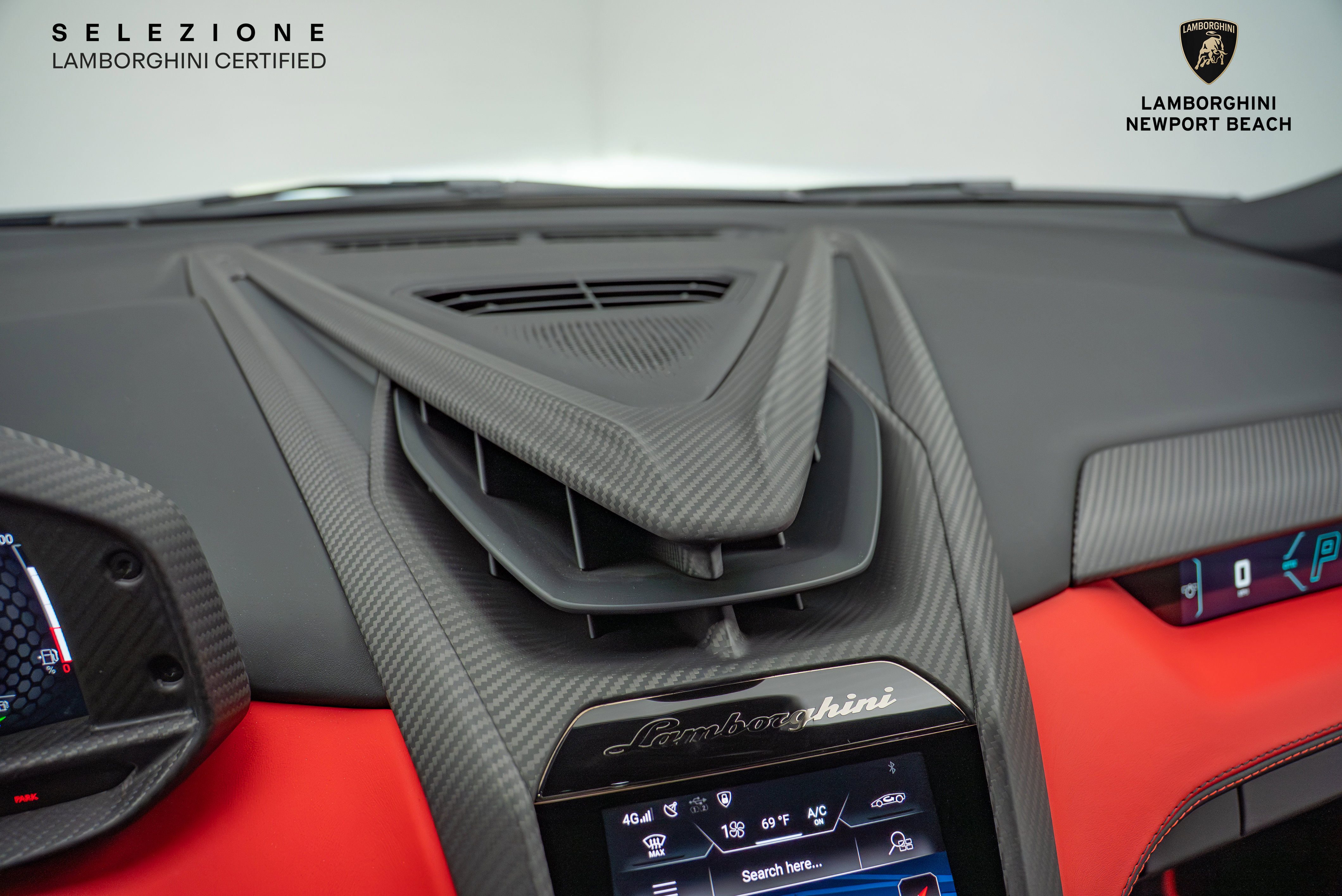 Used 2024 Lamborghini Revuelto image 33