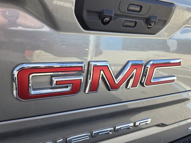 Used 2025 GMC Sierra 1500 SLT AWD/4WD image 30