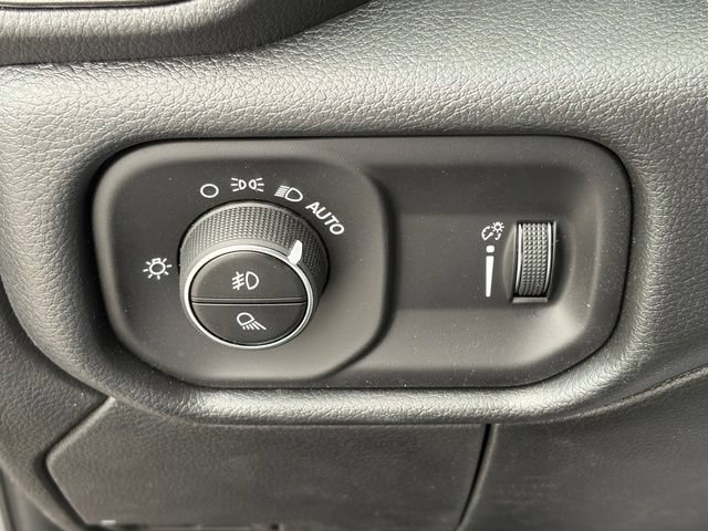 New 2026 RAM 2500 Tradesman AWD/4WD image 27