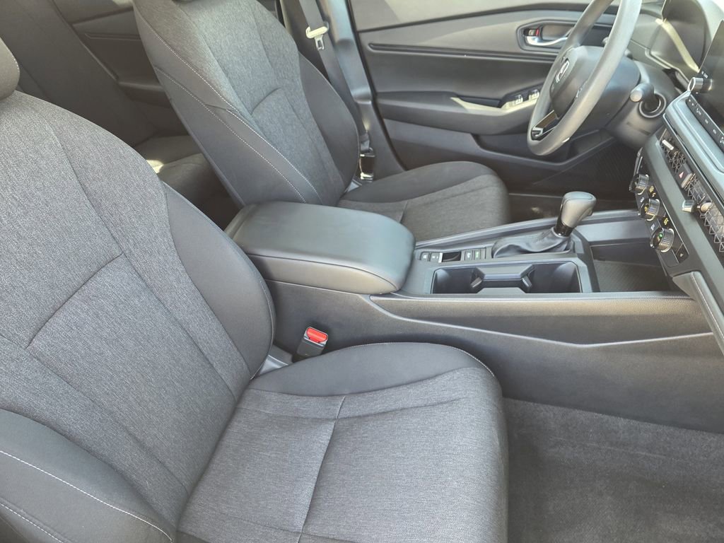 Used 2024 Honda Accord EX image 10