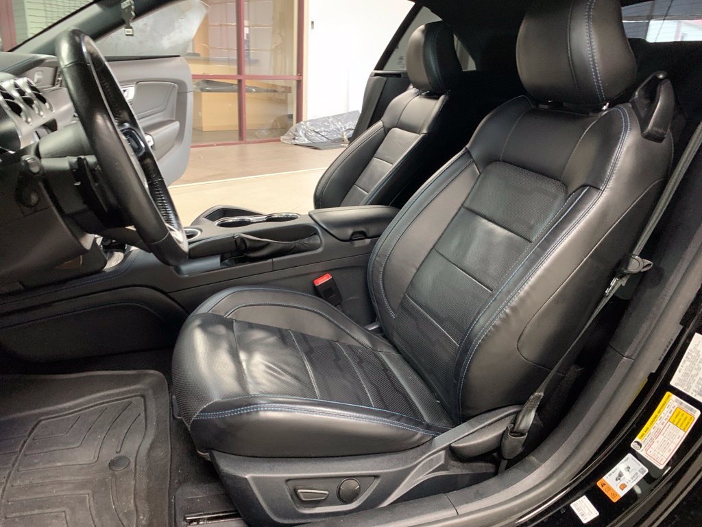 Used 2021 Ford Mustang GT Premium w/ Equipment Group 401A RWD image 8