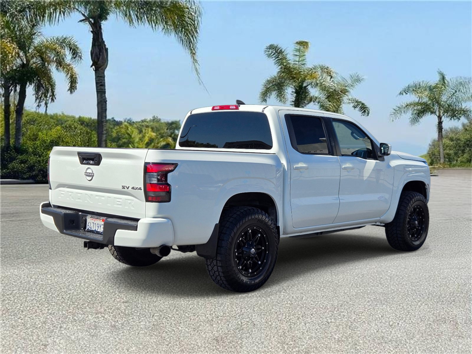 Used 2024 Nissan Frontier SV w/ Tow Package AWD/4WD image 4