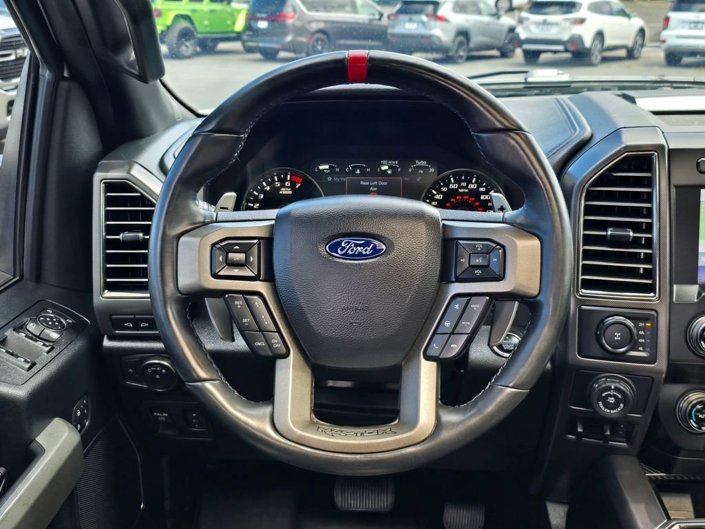 Used 2019 Ford F150 Raptor w/ Equipment Group 802A Luxury AWD/4WD image 17