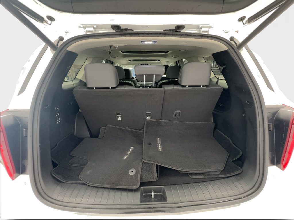 Used 2024 Hyundai Palisade Limited FWD image 18