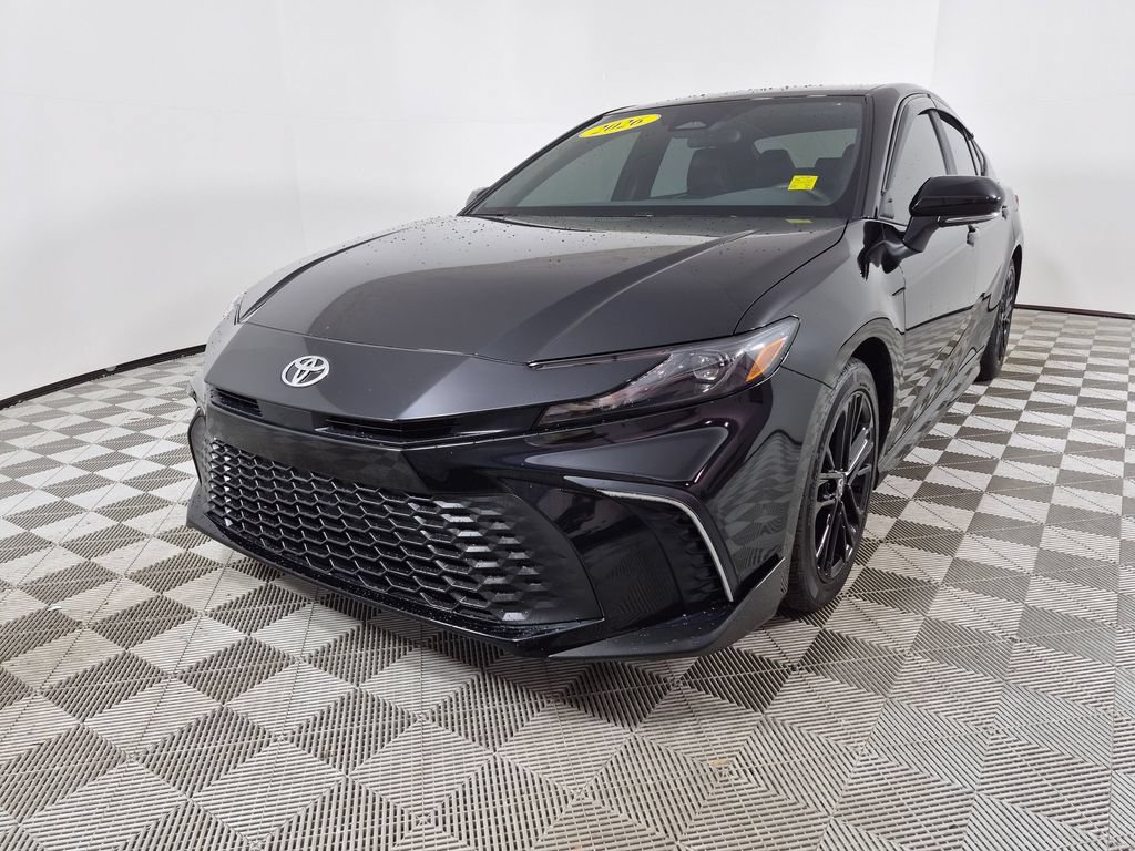 Used 2026 Toyota Camry SE FWD image 7