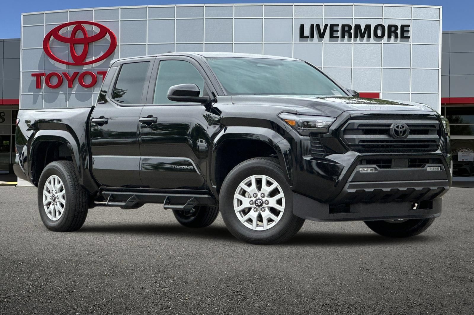 Certified 2025 Toyota Tacoma SR5 RWD image 2