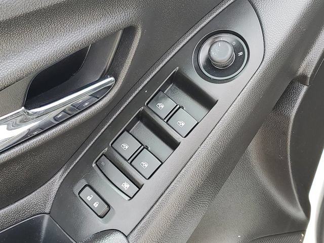 Used 2020 Chevrolet Trax LT FWD image 19