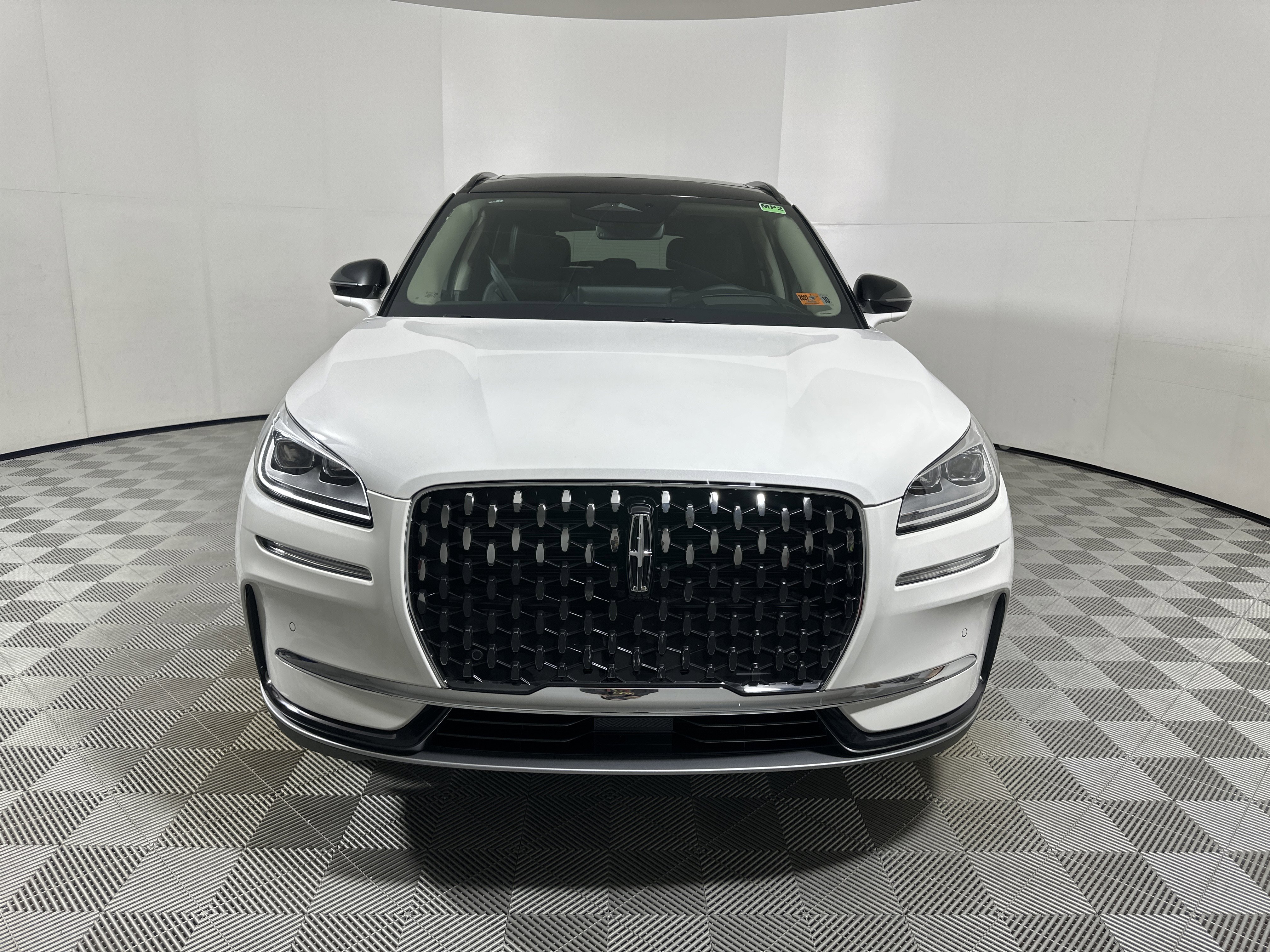 New 2026 Lincoln Corsair Reserve image 2