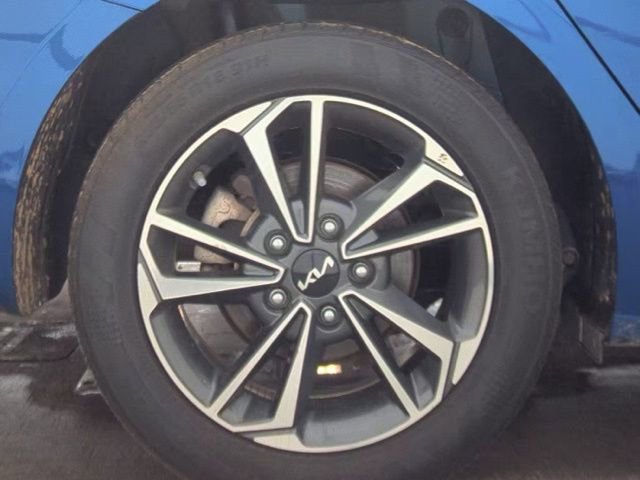 Used 2024 Kia Forte LXS image 21