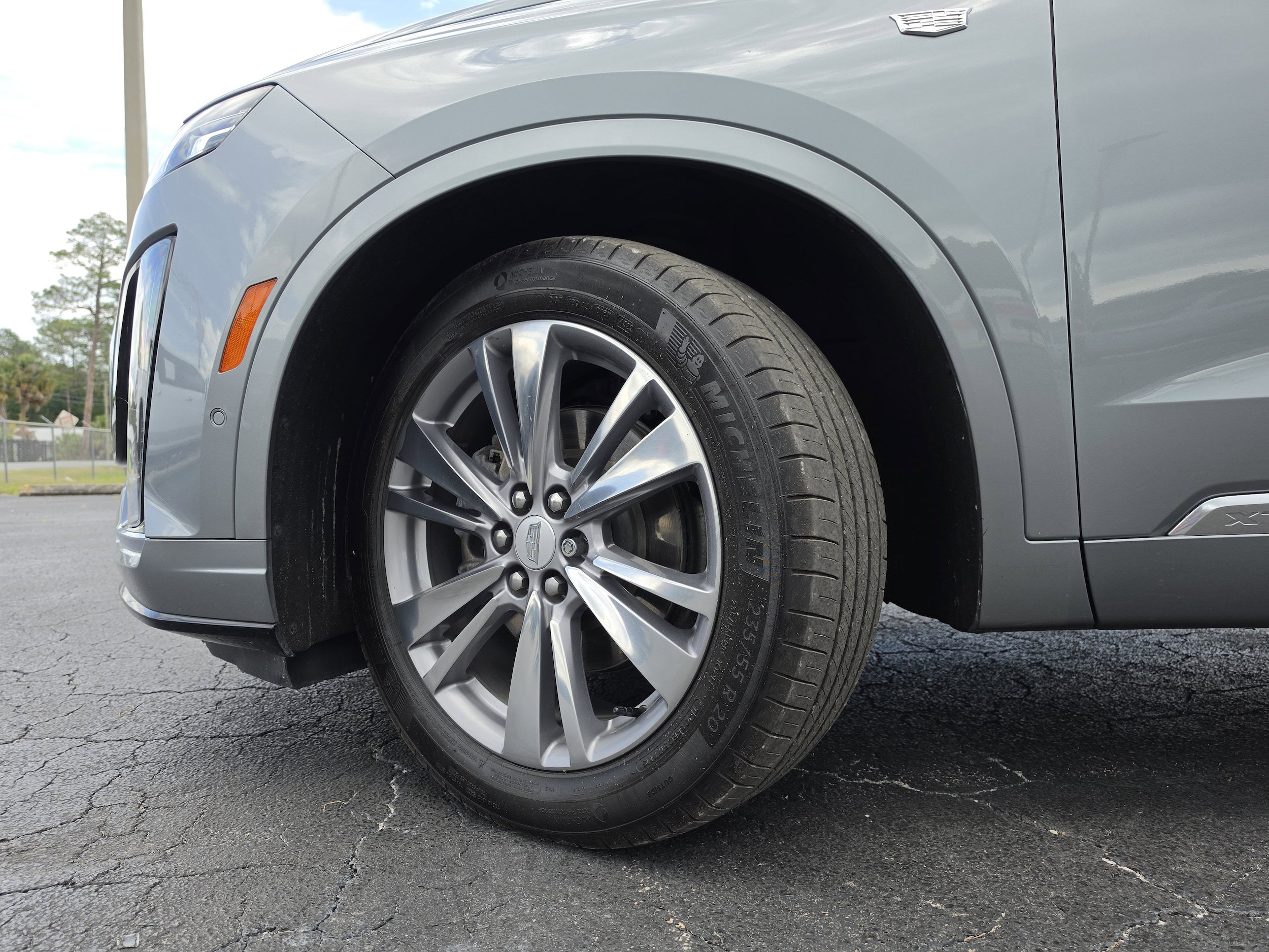 Used 2023 Cadillac XT6 Premium Luxury w/ Platinum Package AWD/4WD image 39