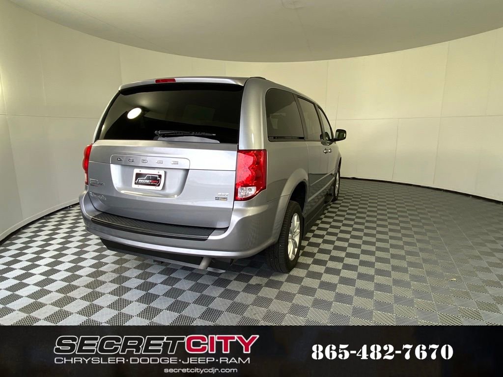 Used 2014 Dodge Grand Caravan SXT image 7