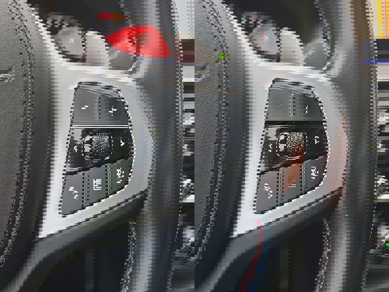 Used 2023 BMW M5 w/ Competition Package image 24