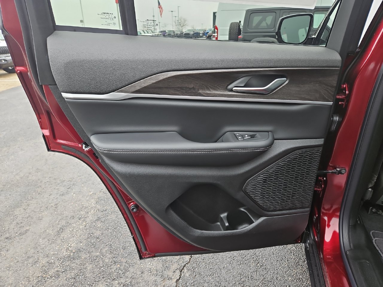 New 2026 Jeep Grand Cherokee Altitude AWD/4WD image 14