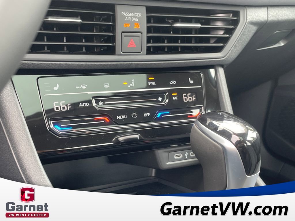 New 2026 Volkswagen Jetta SE image 24