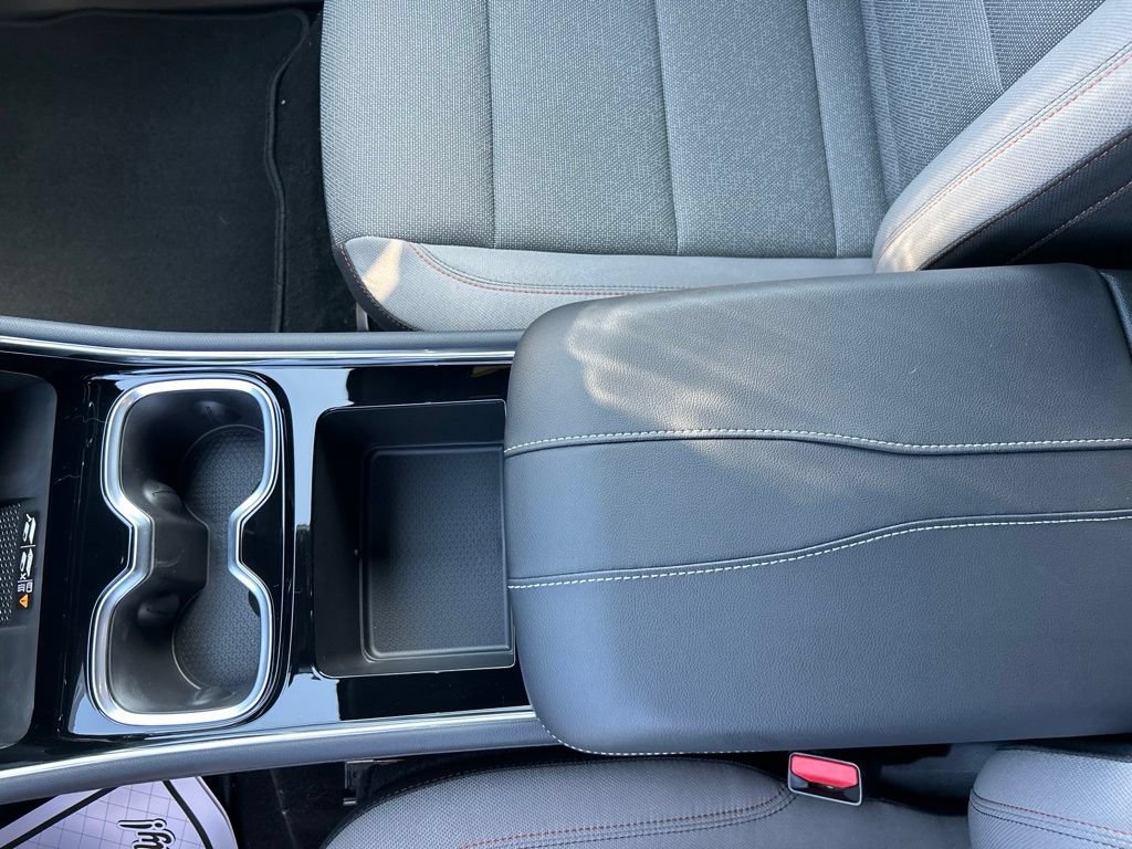 New 2027 Chevrolet Traverse LT w/ Midnight/Sport Edition AWD/4WD image 19