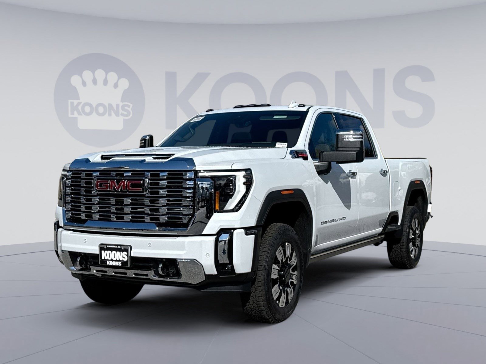New 2026 GMC Sierra 3500 Denali w/ Denali Reserve Package AWD/4WD image 1