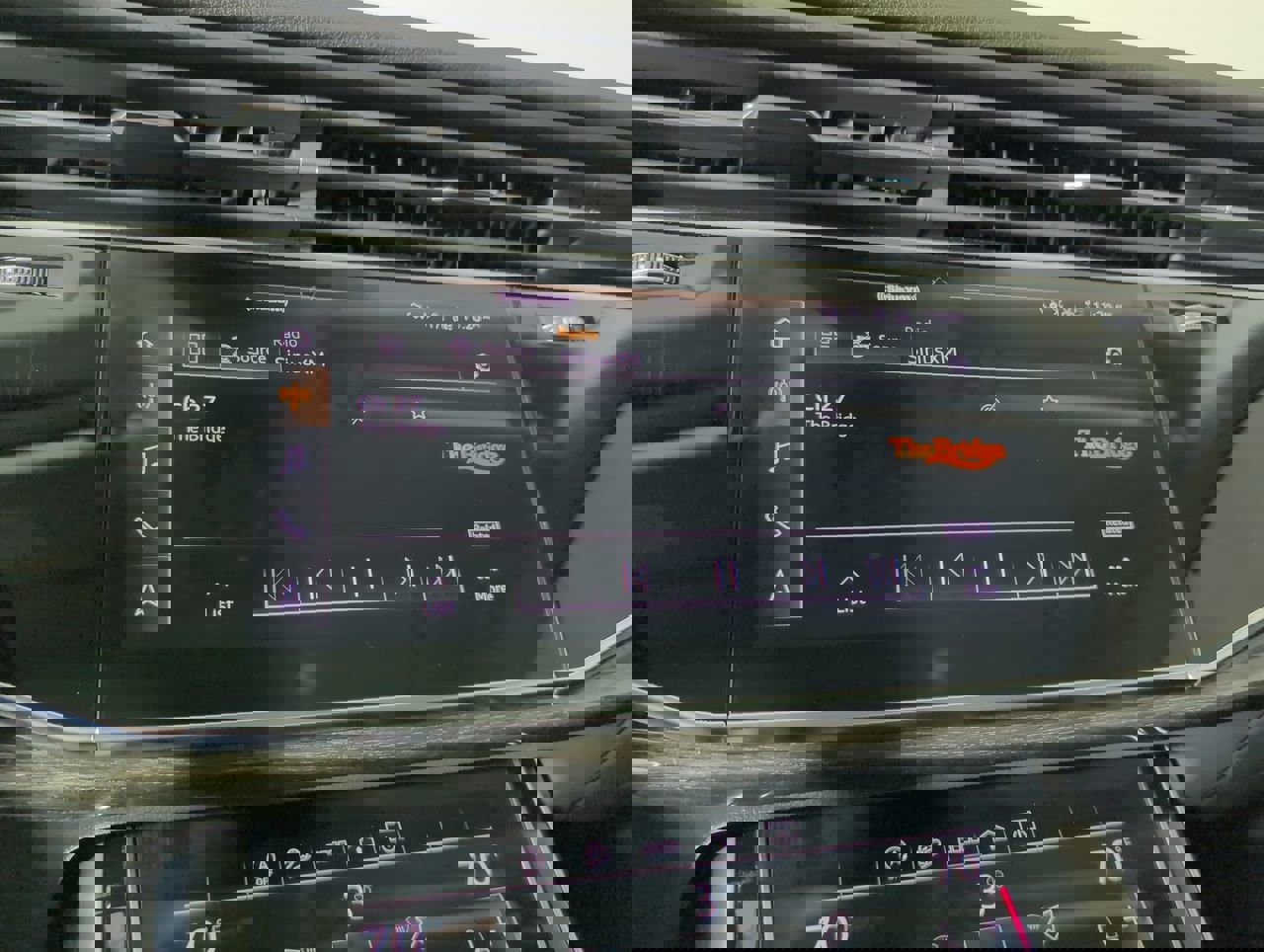 Used 2022 Audi Q7 3.0T Premium image 4