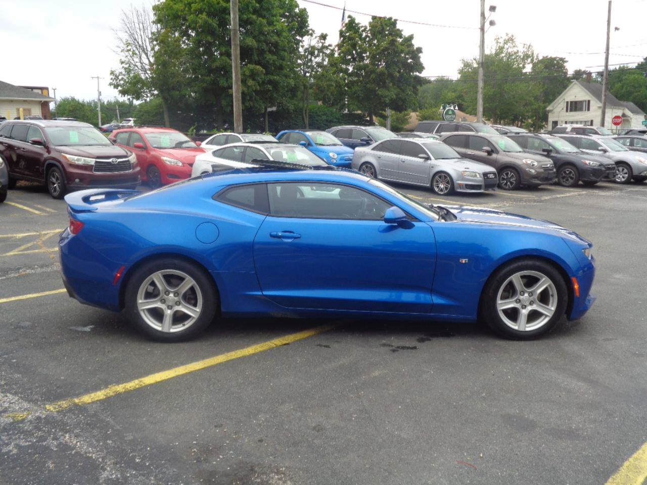 Used 2017 Chevrolet Camaro LT RWD image 16