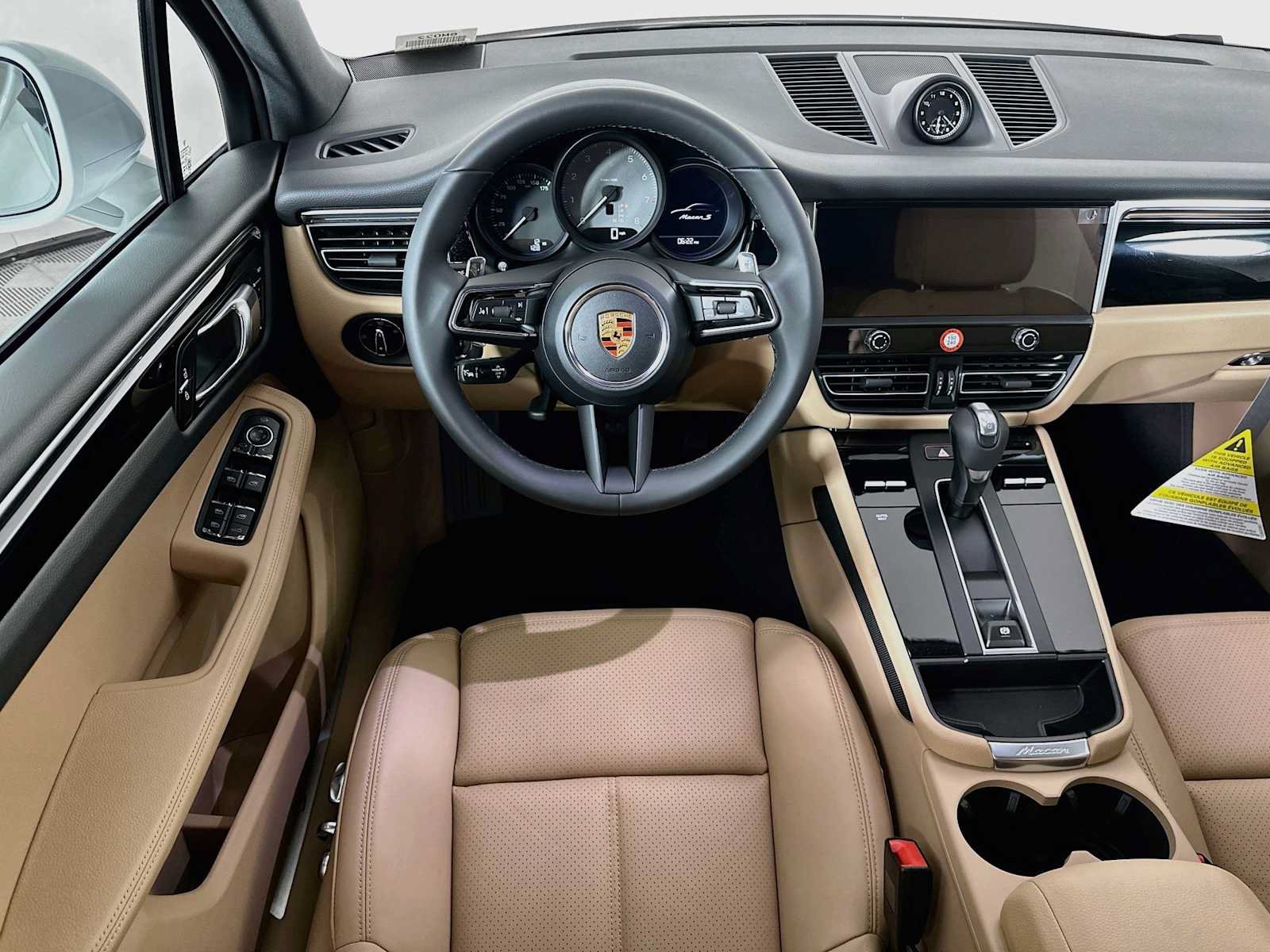 Certified 2026 Porsche Macan S AWD/4WD image 23