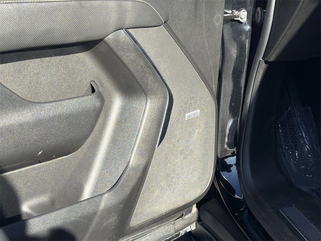 Used 2023 GMC Yukon SLT image 21