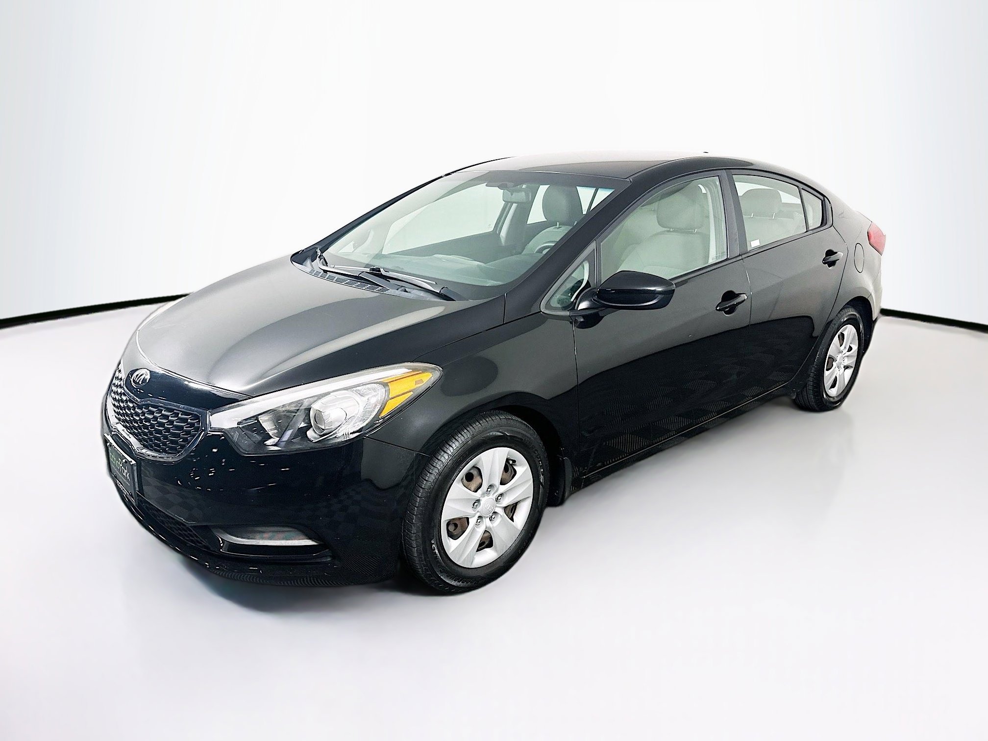 Used 2015 Kia Forte LX image 3