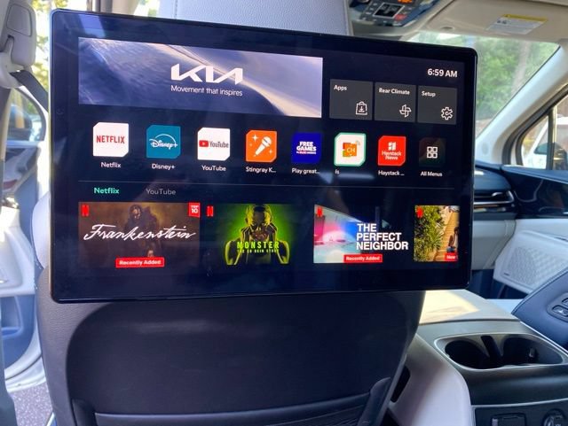 Used 2025 Kia Carnival SX Prestige FWD image 21