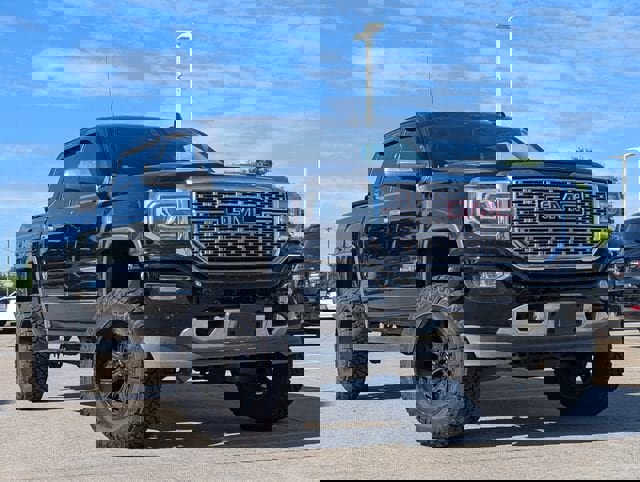 Used 2016 GMC Sierra 1500 Denali w/ Enhanced Driver Alert Package AWD/4WD image 1