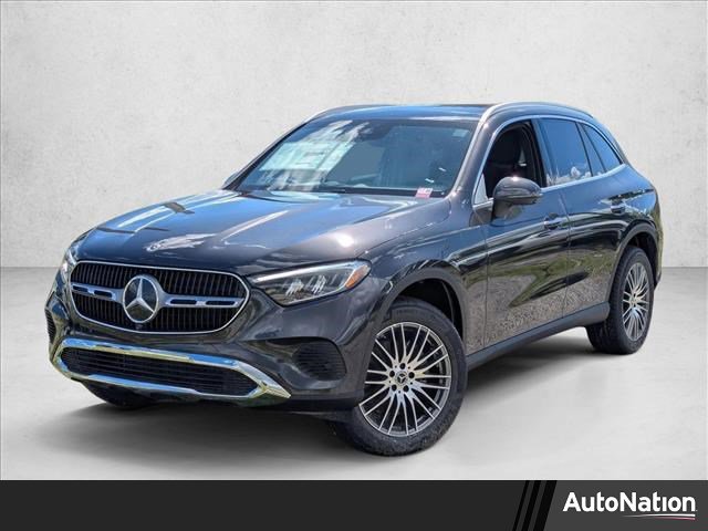 Used 2026 Mercedes-Benz GLC 300 image 1