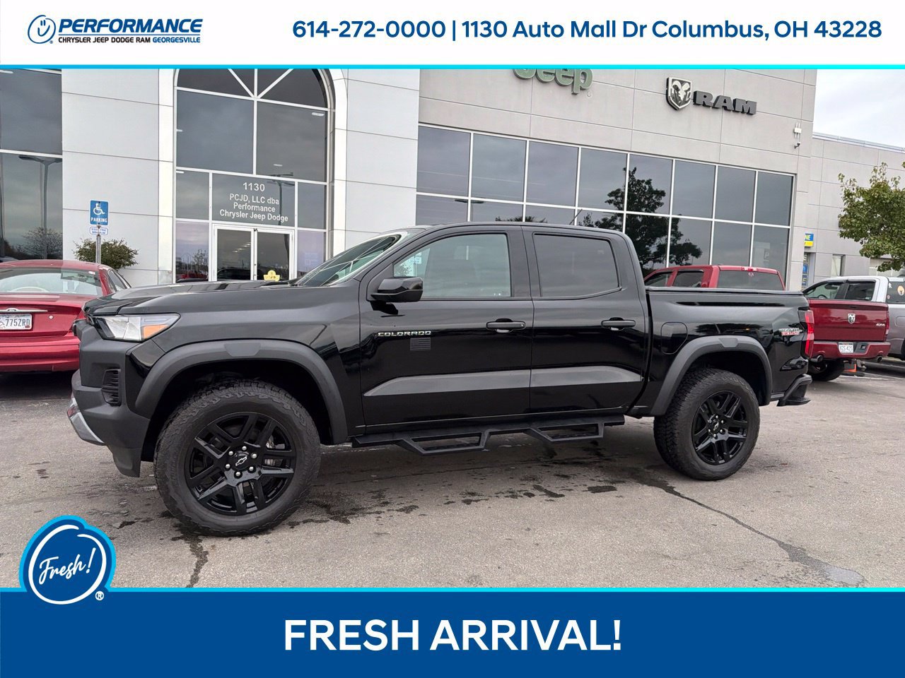 Used 2024 Chevrolet Colorado Trail Boss w/ Advanced Trailering Package AWD/4WD image 5