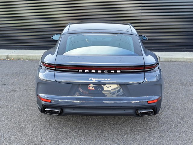 New 2026 Porsche Panamera 4 image 6