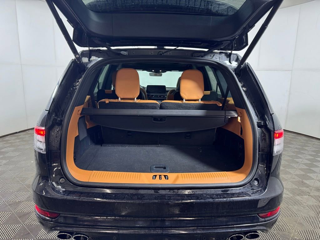 Certified 2025 Lincoln Aviator Black Label w/ Jet Appearance Package image 61