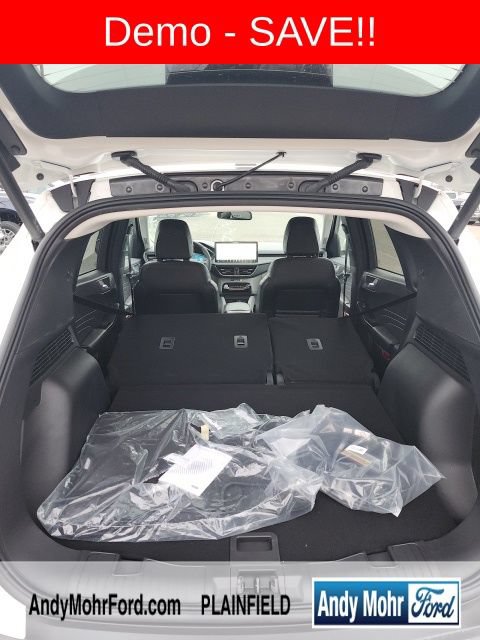 New 2025 Ford Escape SE w/ PHEV Premium Package FWD image 12