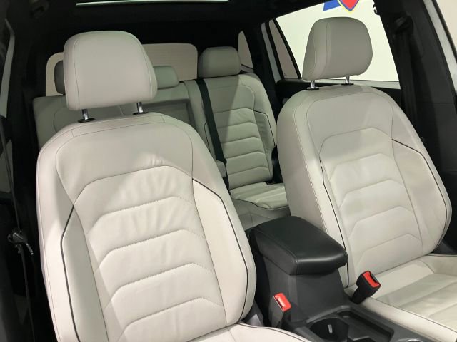 Used 2019 Volkswagen Tiguan SEL Premium R-Line AWD/4WD image 42