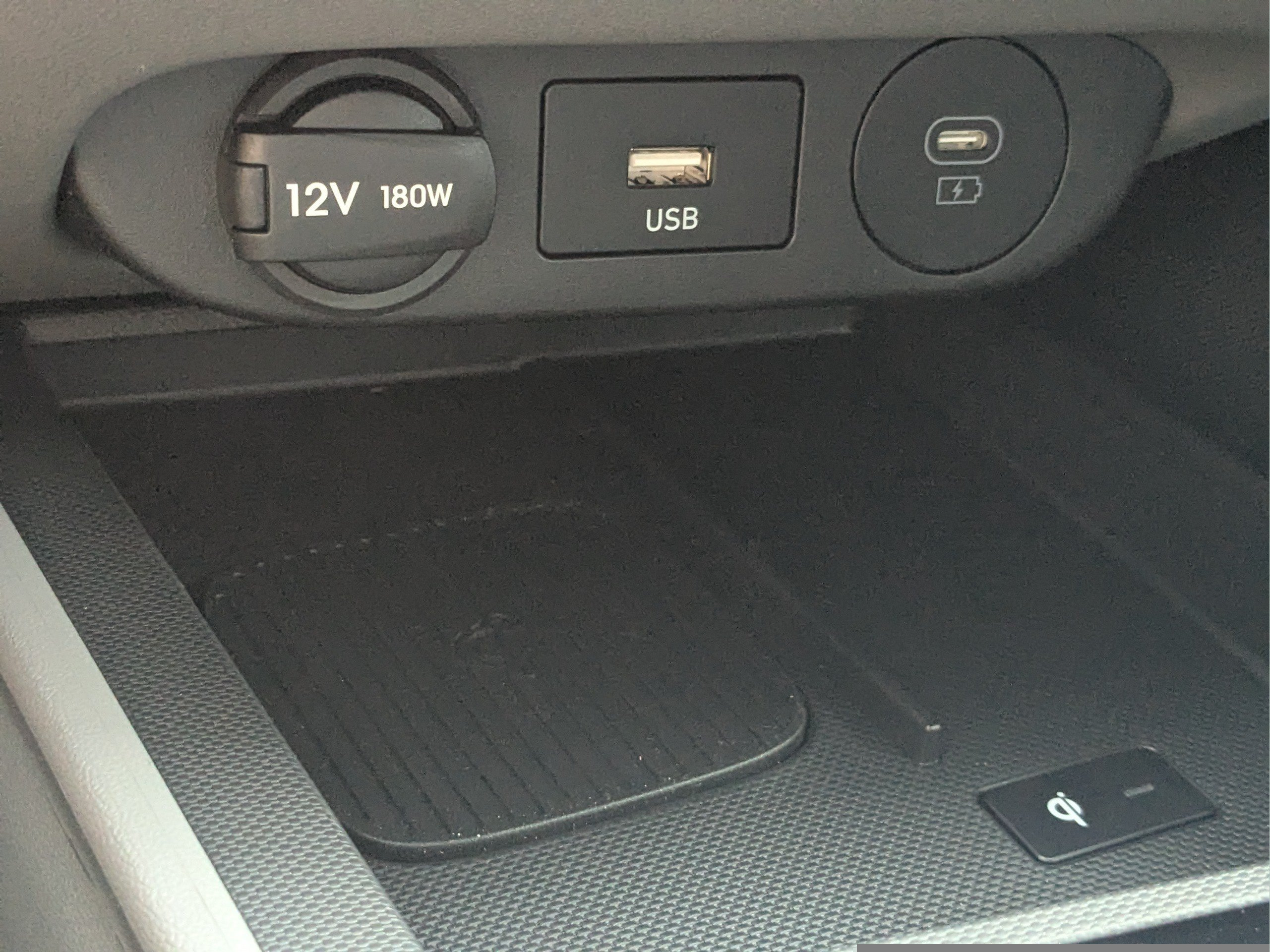 New 2026 Hyundai Elantra Sport FWD image 22
