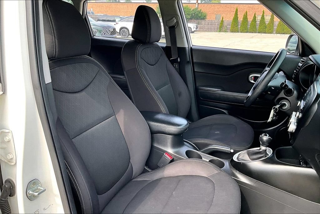 Used 2019 Kia Soul FWD image 27