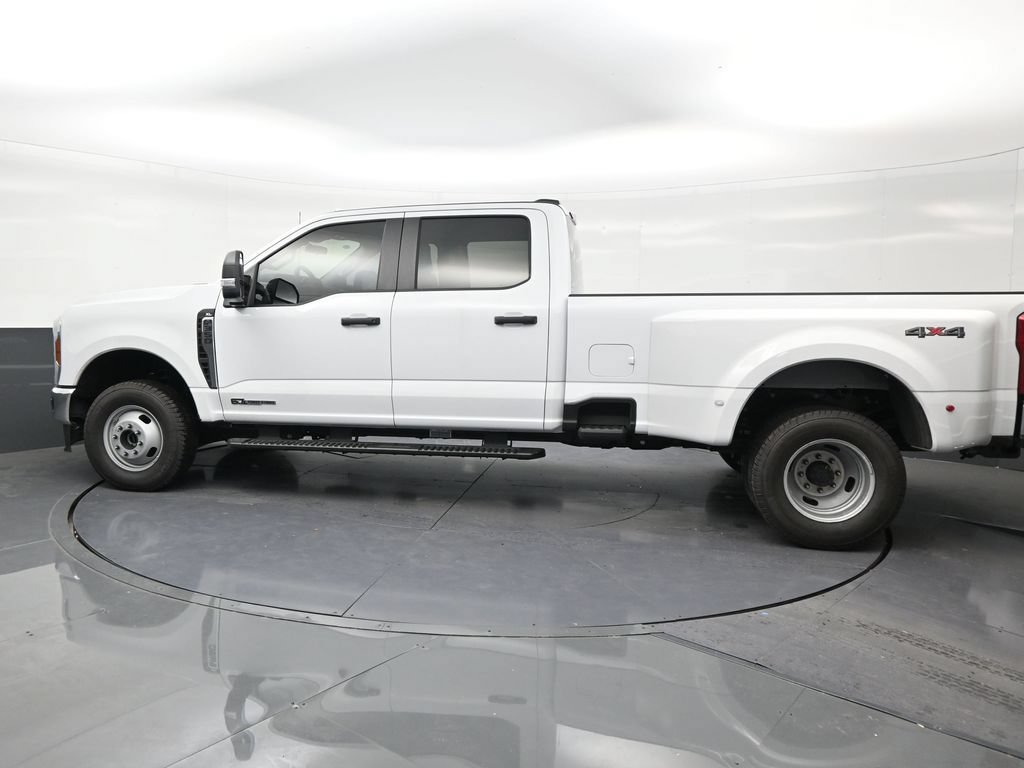 Used 2026 Ford F350 XL AWD/4WD image 2