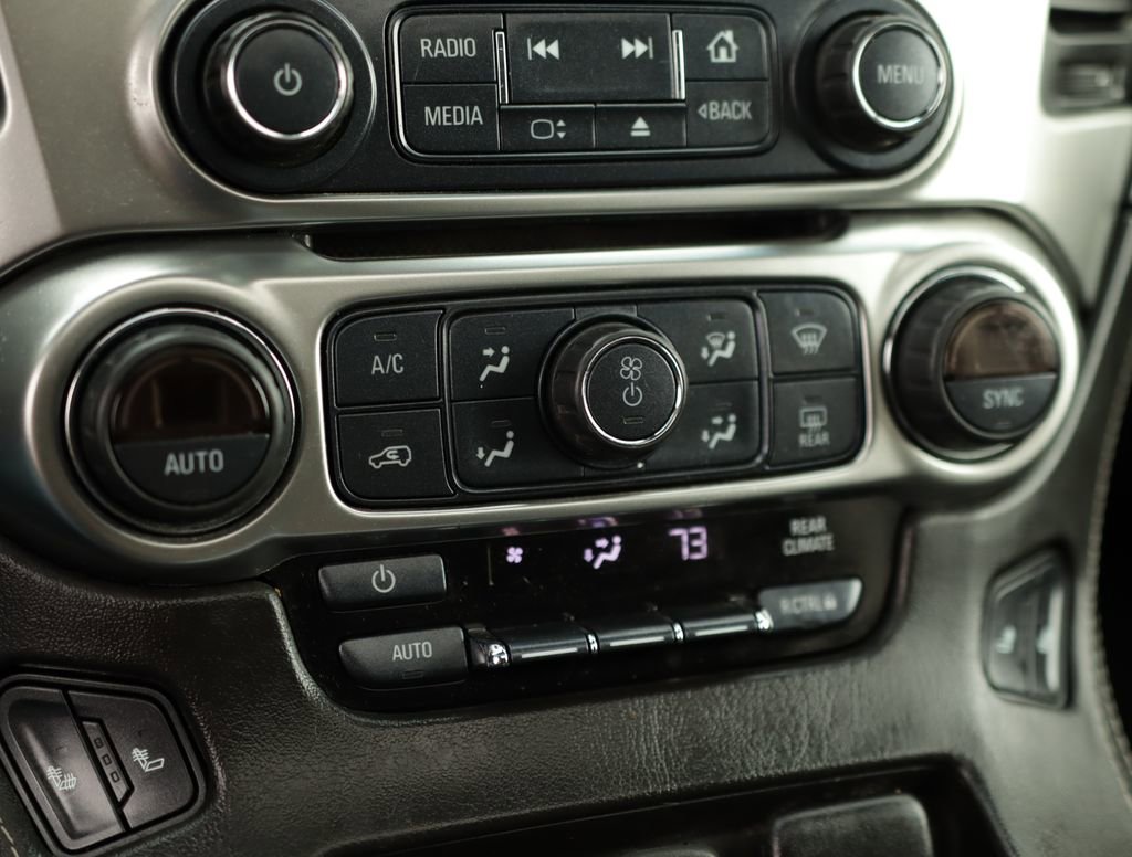 Used 2019 Chevrolet Suburban LT AWD/4WD image 19