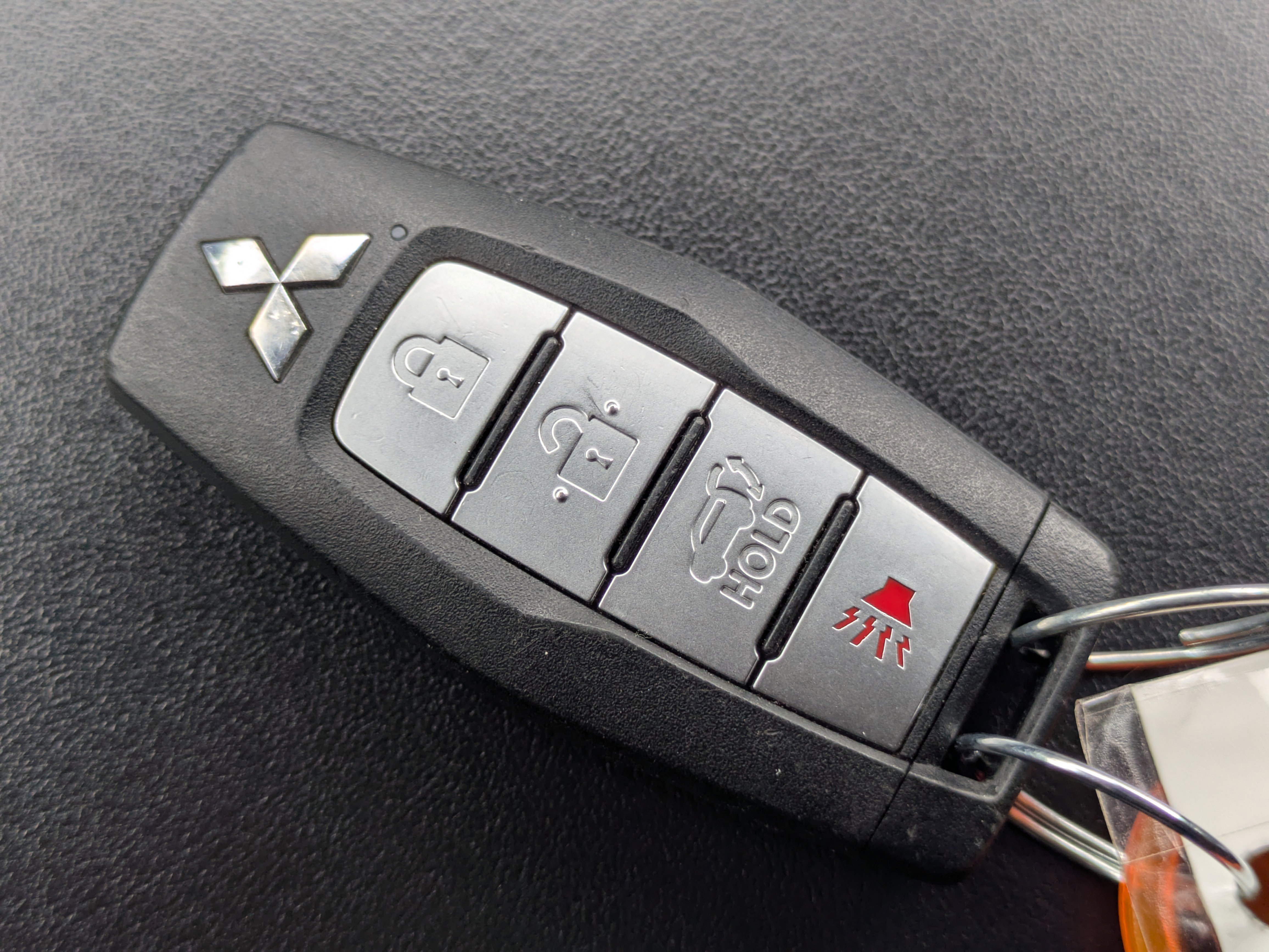 Used 2024 Mitsubishi Outlander SE FWD image 25