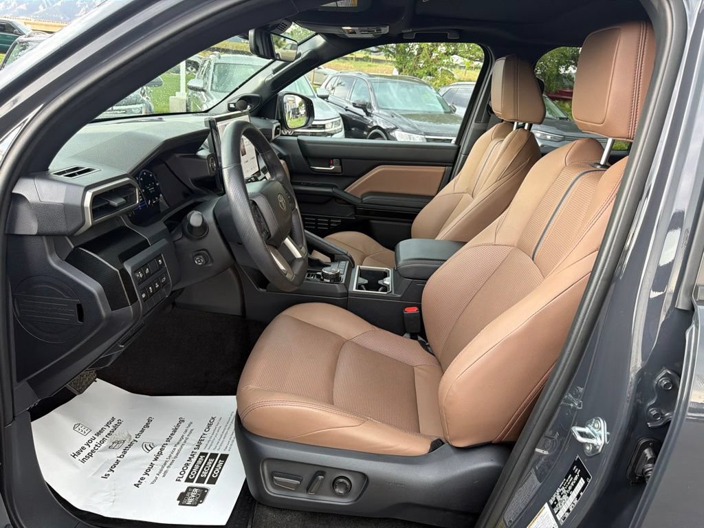 Used 2026 Toyota 4Runner Limited AWD/4WD image 24