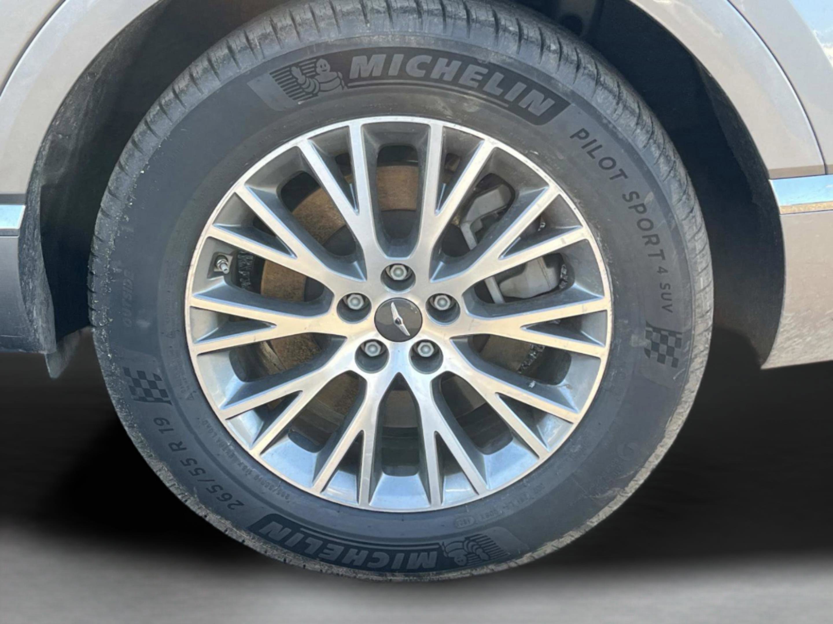 Used 2024 Genesis GV80 2.5T AWD/4WD image 9