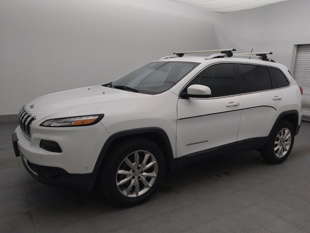 Used 2017 Jeep Cherokee Limited w/ Technology Group image 2