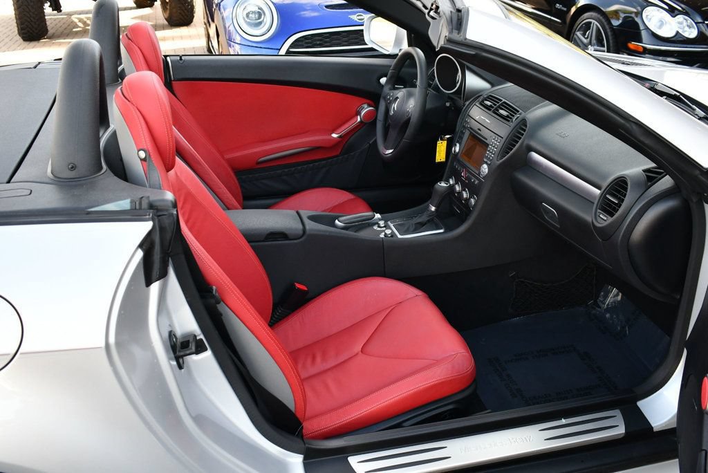 Used 2009 Mercedes-Benz SLK 300 image 54