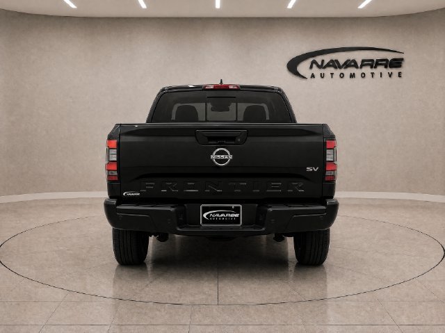 Used 2025 Nissan Frontier SV RWD image 8