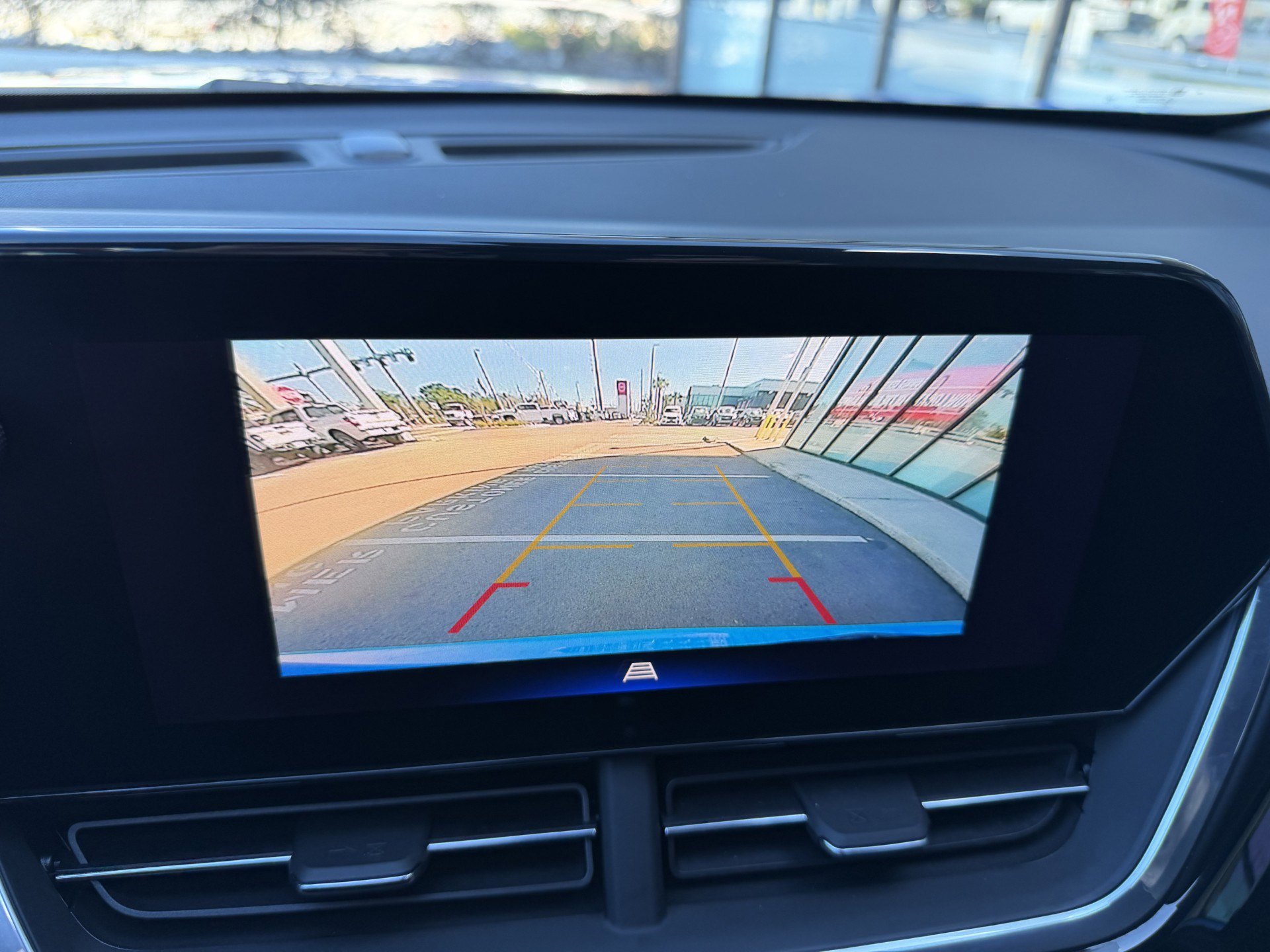 Used 2024 Chevrolet Trax RS w/ Sunroof Package image 13