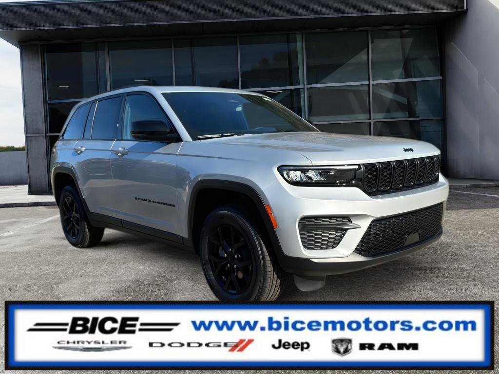 New 2025 Jeep Grand Cherokee Altitude