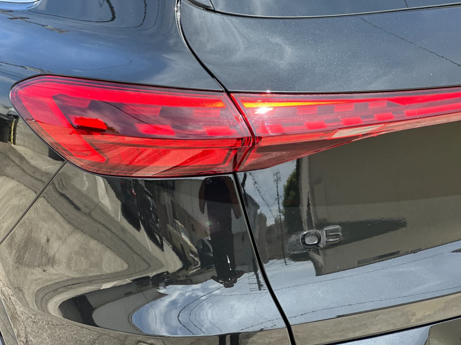 Used 2025 Audi Q5 Premium AWD/4WD image 29