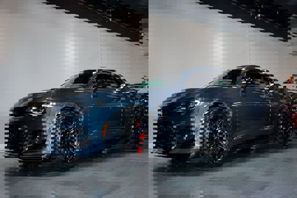 Used 2021 Chevrolet Camaro ZL1 image 3