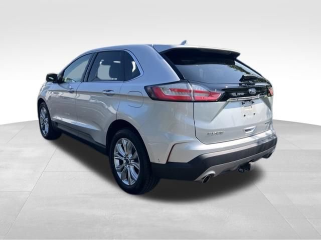 Used 2019 Ford Edge Titanium w/ Equipment Group 301A AWD/4WD image 8