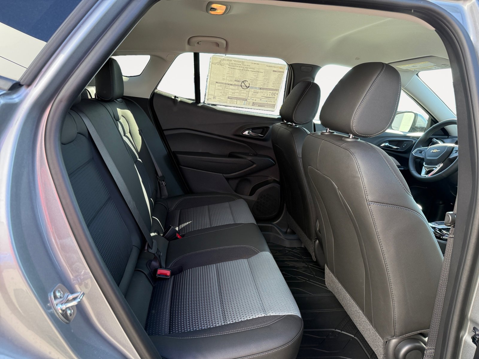 New 2026 Chevrolet Trax LT w/ Driver Confidence Package image 18