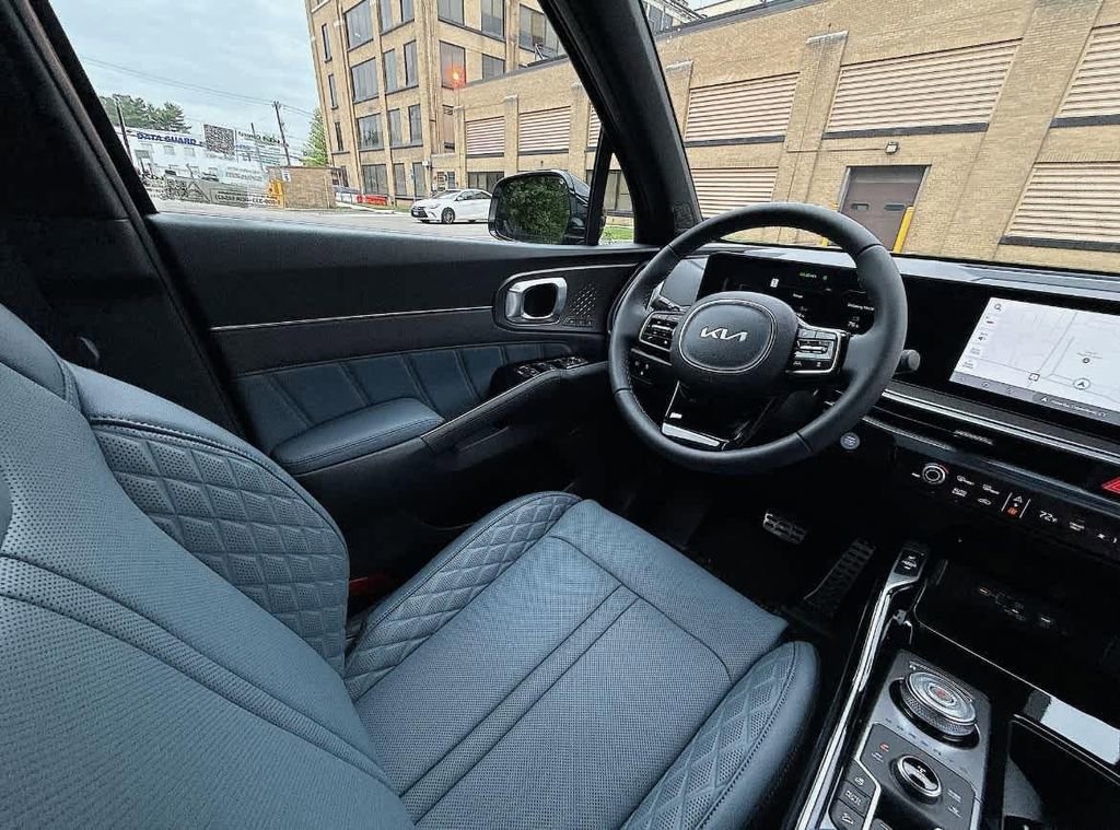 New 2025 Kia Sorento SX Prestige AWD/4WD image 10
